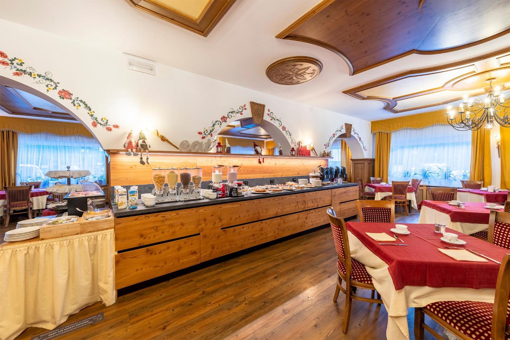 Hotel Alpino Wellness & Spa Peio Fonti Eksteriør bilde