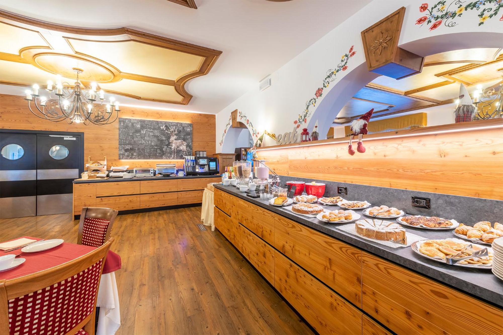Hotel Alpino Wellness & Spa Peio Fonti Eksteriør bilde